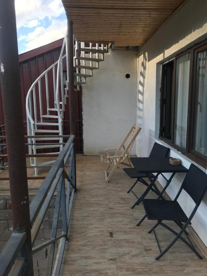 Soso Burduli'S Guesthouse คัซเบกี ภายนอก รูปภาพ